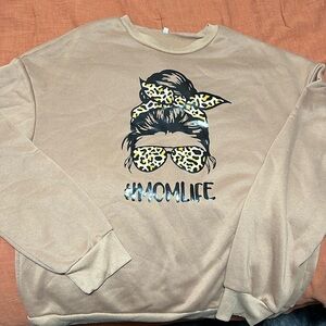 Tan, “#momlife” crewneck, size L